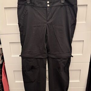 Columbia women’s black Omni Shield, convertible pants size 14 short